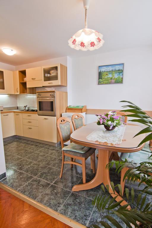 Apartment Tennis Сплит Номер фото